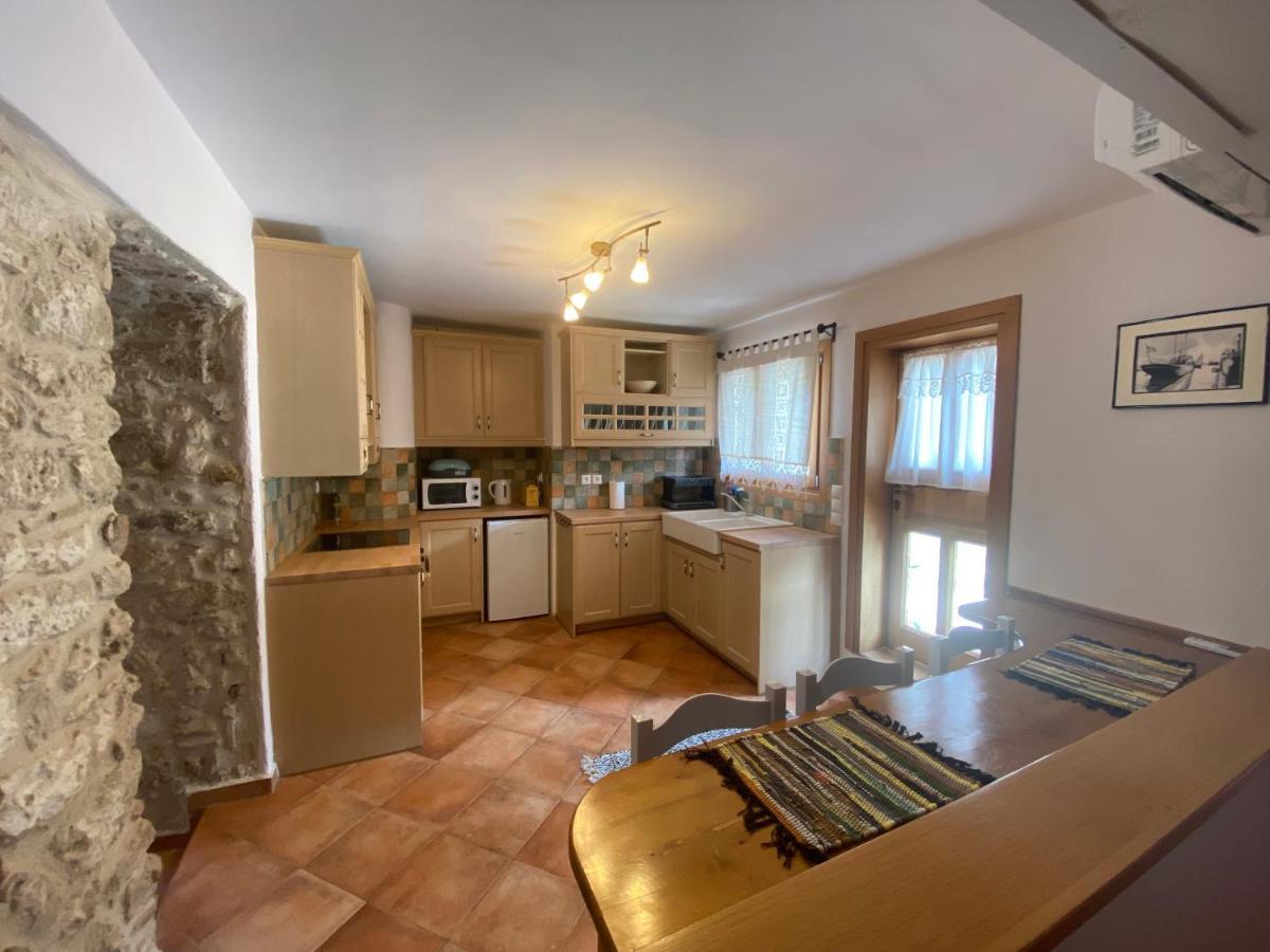 Отель Pegasus House Corinth Экстерьер фото